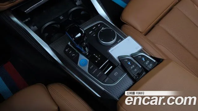 BMW i4 2022 thumb 8