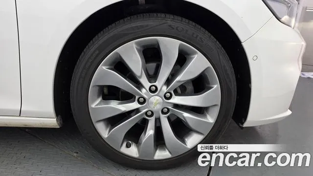 ChevroletGMDaewoo Malibu 2016 thumb 5