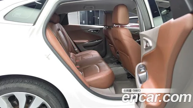 ChevroletGMDaewoo Malibu 2016 thumb 12