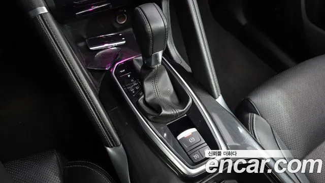 Renault-KoreaSamsung Koleos 2016 thumb 9