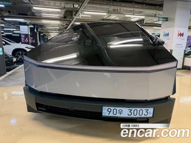 Tesla Cybertruck 2024 thumb 5