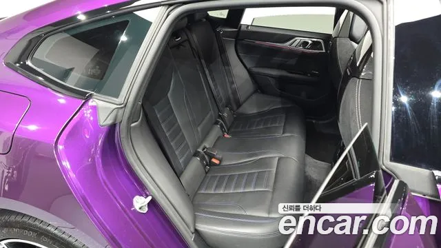 BMW i4 2023 thumb 12