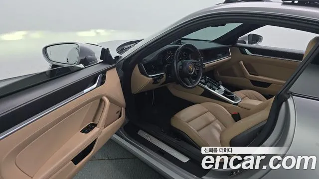 Porsche 911 2021 thumb 9