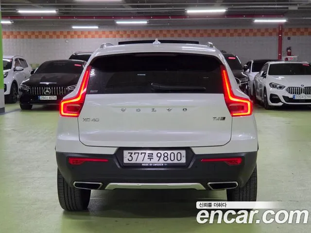Volvo XC40 2020 thumb 5
