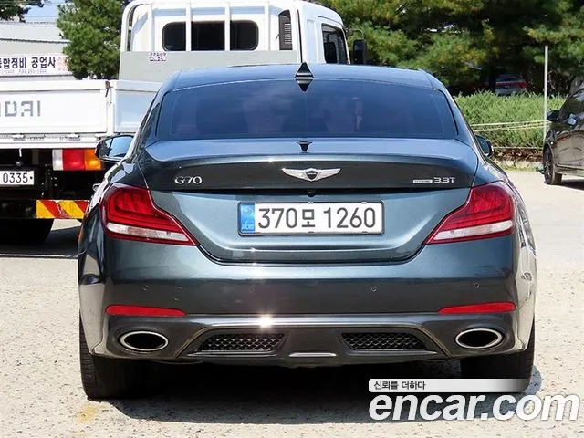 Genesis G70 2017 thumb 4