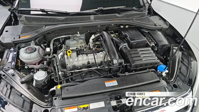 Volkswagen Jetta 2021 thumb 6