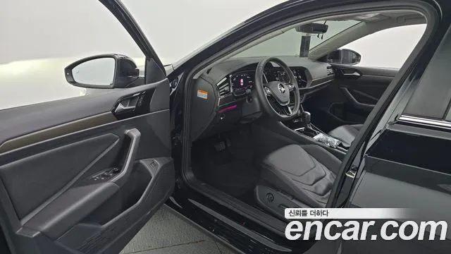 Volkswagen Jetta 2021 thumb 10