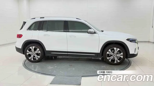 Mercedes-Benz EQB 2025 thumb 7