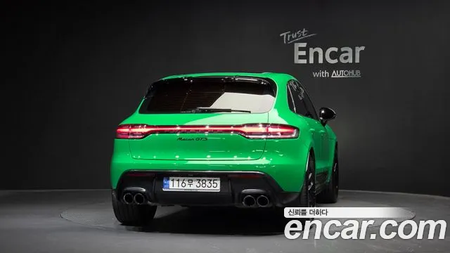 Porsche Macan 2024 thumb 4