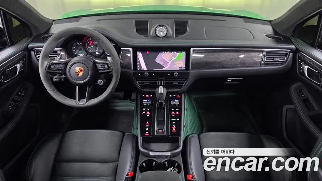Porsche Macan 2024 thumb 7