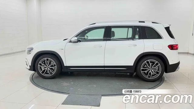 Mercedes-Benz GLB 2026 thumb 3