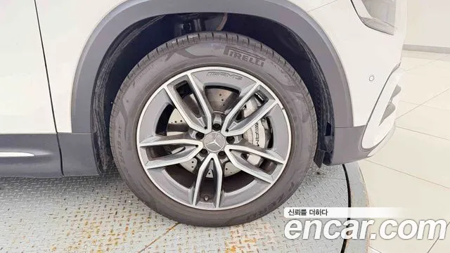 Mercedes-Benz GLB 2026 thumb 10