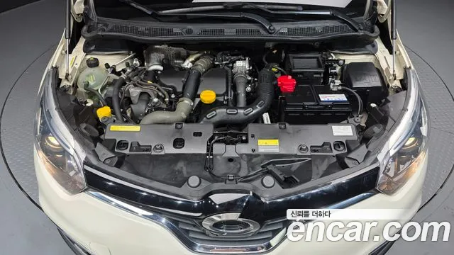 Renault-KoreaSamsung Captur 2015 thumb 6