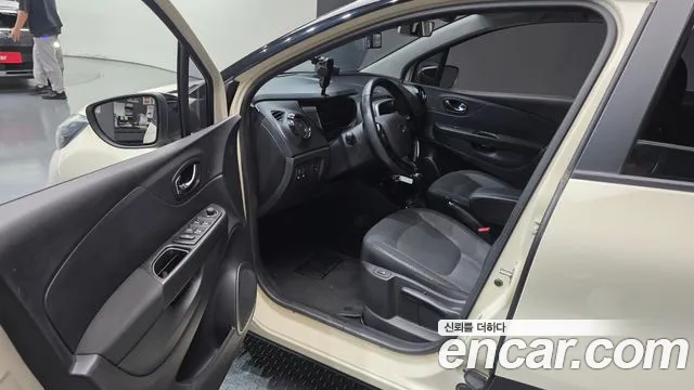 Renault-KoreaSamsung Captur 2015 thumb 10