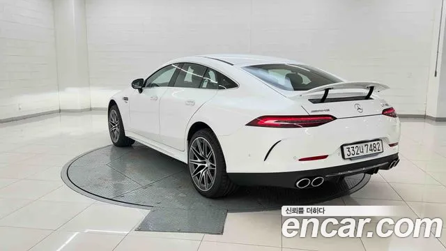Mercedes-Benz AMG GT 2026 thumb 4