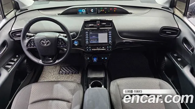 Toyota Prius 2021 thumb 7