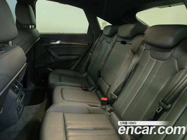 Audi Q5 2023 thumb 6