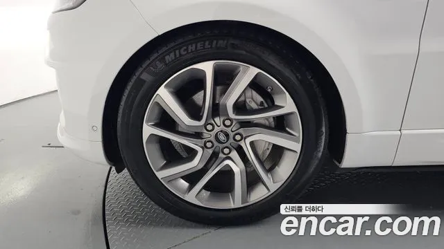 Land Rover Range Rover Sport 2021 thumb 5