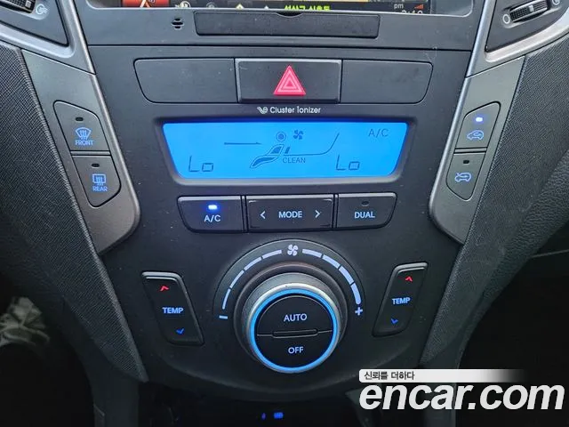 Hyundai Santa Fe 2013 thumb 8