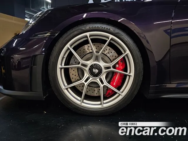Porsche 911 2026 thumb 6