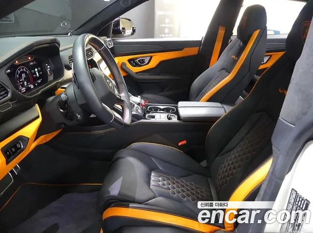 Lamborghini Urus 2024 thumb 9