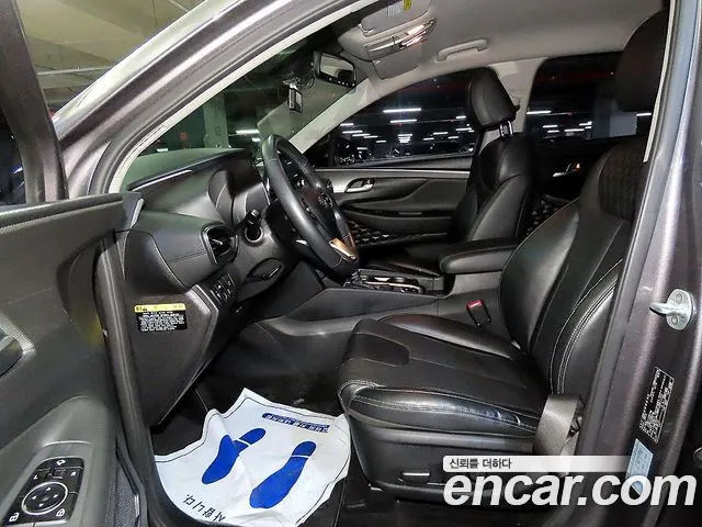 Hyundai Santa Fe 2018 thumb 6
