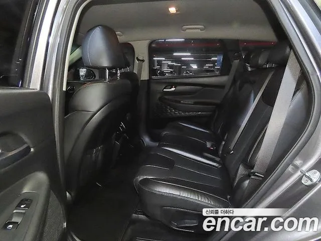 Hyundai Santa Fe 2018 thumb 7