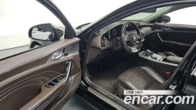 Kia Stinger 2020 thumb 10