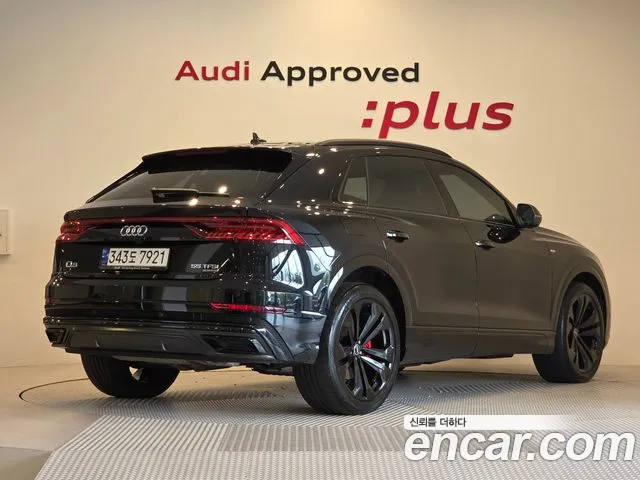 Audi Q8 2023 thumb 2