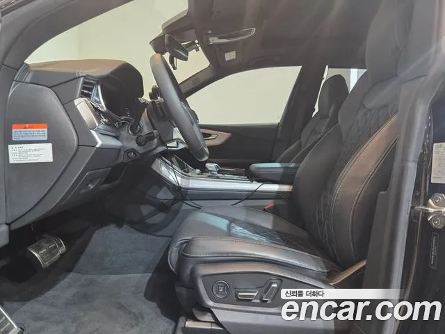 Audi Q8 2023 thumb 10