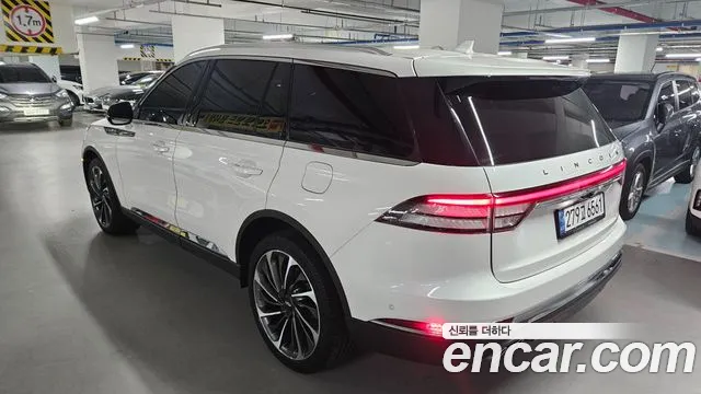 Lincoln Aviator 2021 thumb 3