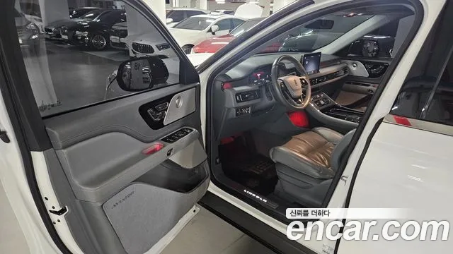 Lincoln Aviator 2021 thumb 5