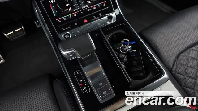 Audi Q8 2022 thumb 8