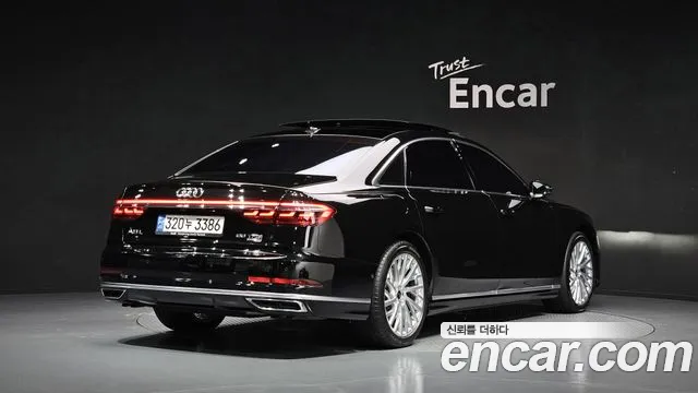 Audi A8 2021 thumb 2