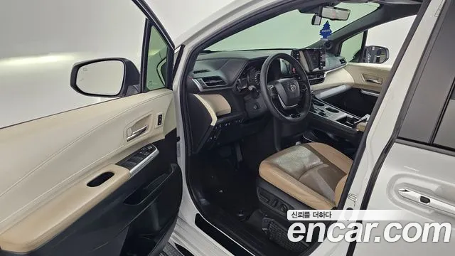 Toyota Sienna 2023 thumb 9