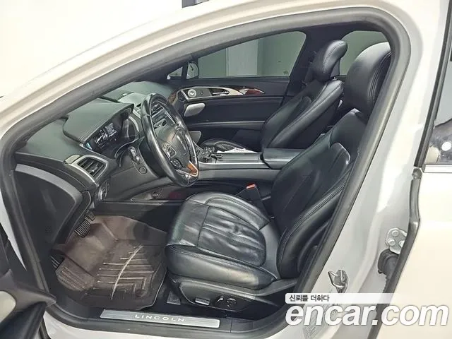 Lincoln MKZ 2019 thumb 10