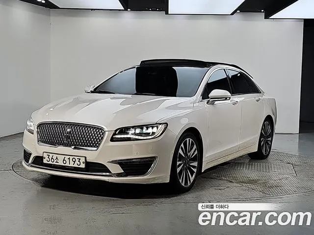 Lincoln MKZ 2019 thumb 12