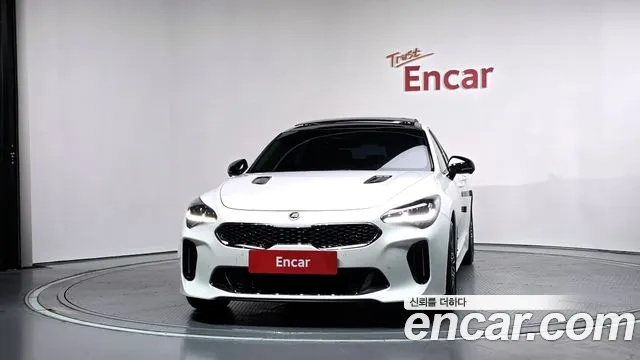 Kia Stinger 2021 thumb 3