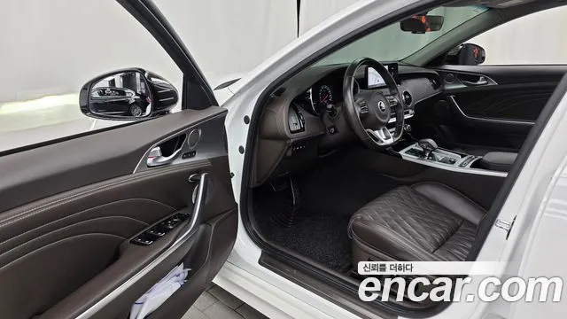 Kia Stinger 2021 thumb 10