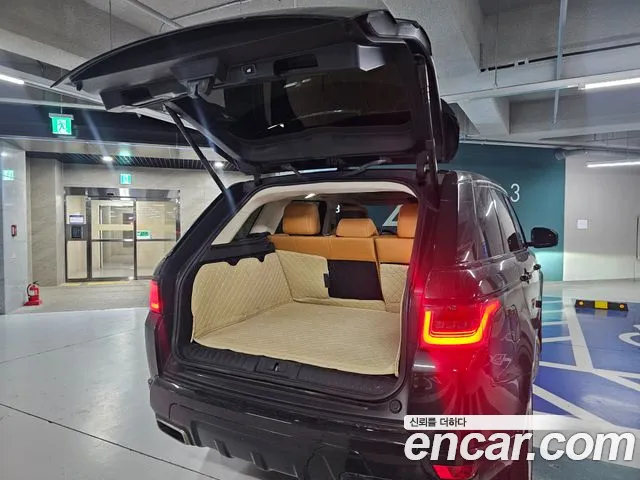 Land Rover Range Rover Sport 2019 thumb 6