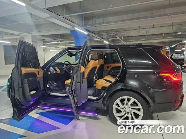 Land Rover Range Rover Sport 2019 thumb 9