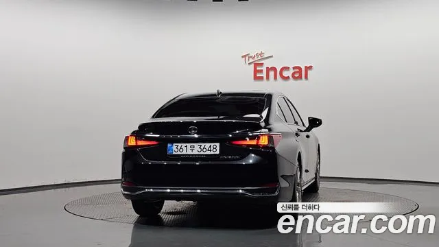 Lexus ES 2026 thumb 4
