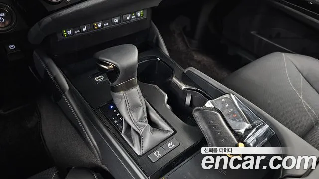 Lexus ES 2026 thumb 9