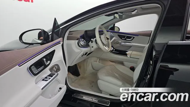 Mercedes-Benz EQE 2023 thumb 10