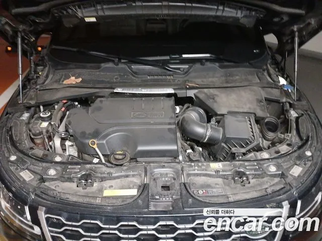 Land Rover Range Rover Evoque 2022 thumb 6