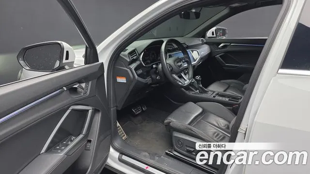Audi Q3 2023 thumb 10