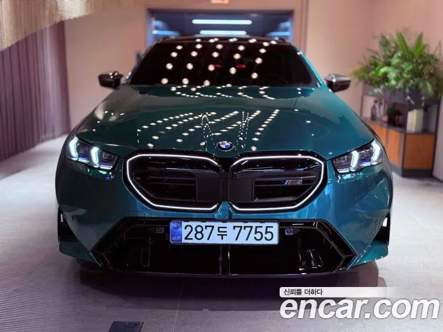 BMW M5 2026 thumb 2