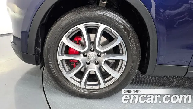 Maserati Levante 2019 thumb 5