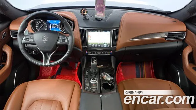 Maserati Levante 2019 thumb 7