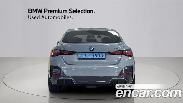 BMW i4 2022 thumb 4